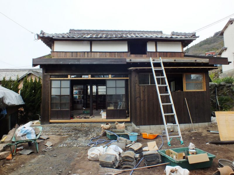 La bibliothèque d'Ogijima est bientôt prête.