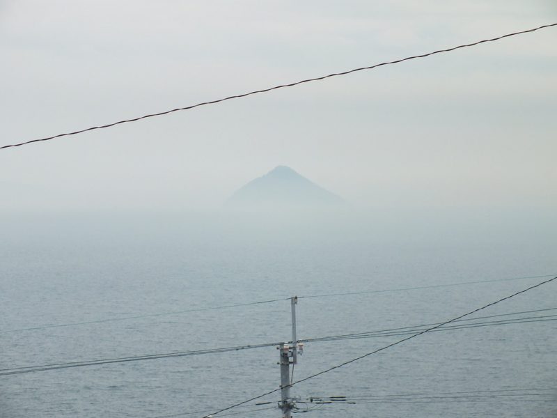 13 - Ozuchishima dans la brume