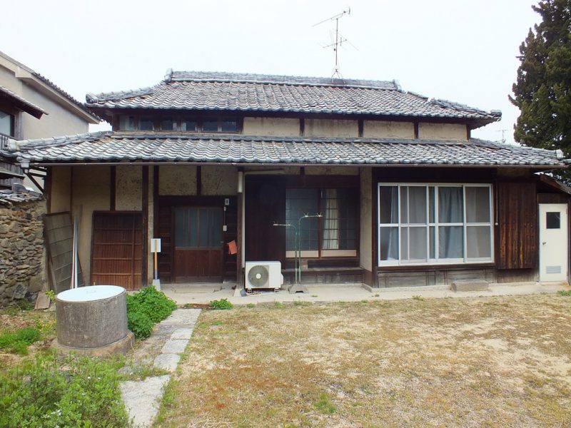11 - Maison sur Teshima