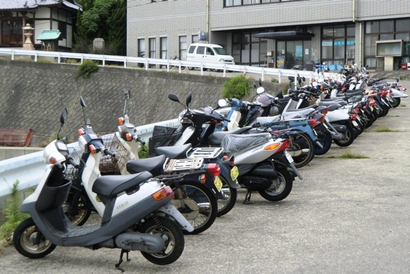 Scooters sur Ibukijima - 1