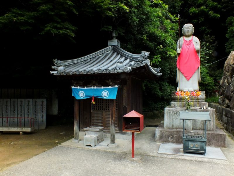 Yakuri-ji - 04